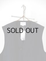 STILL BY HAND  /  VE01251   loop buttoned vest